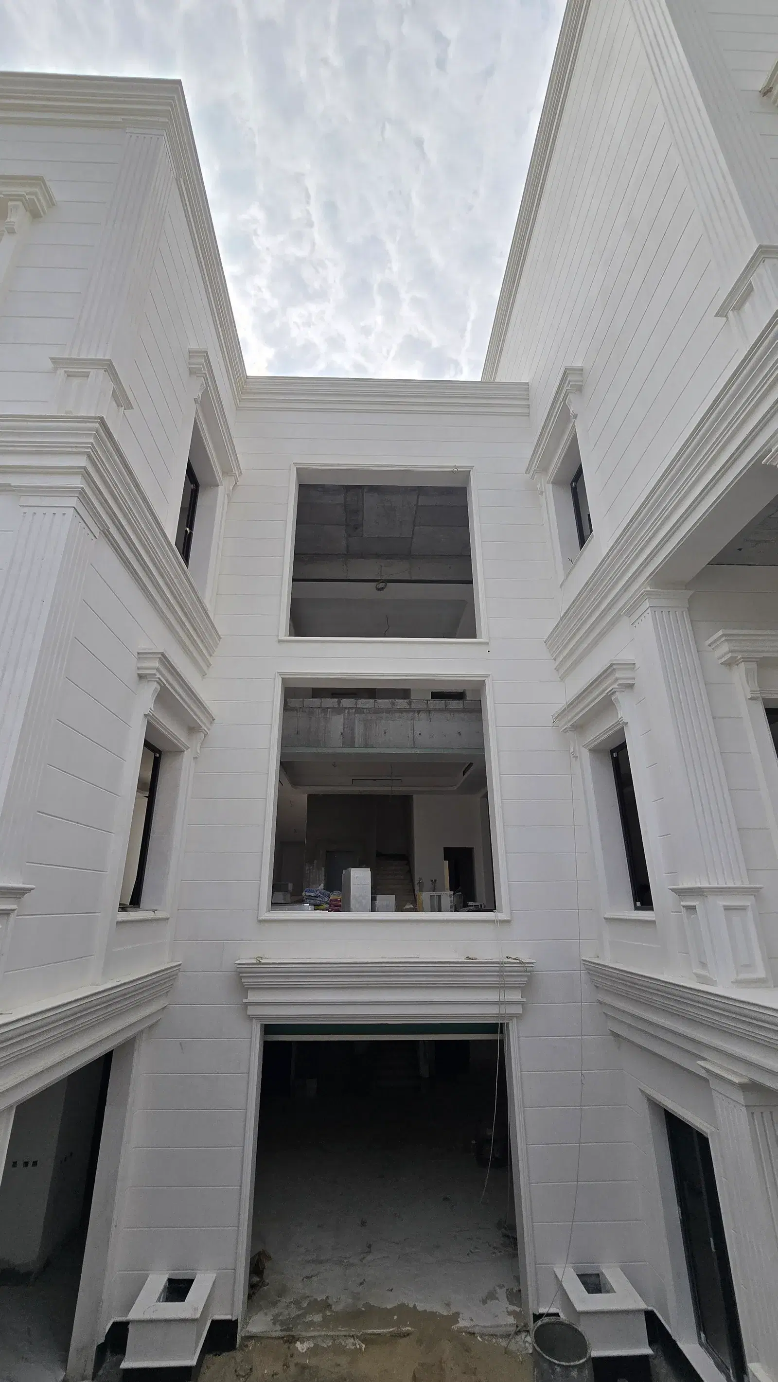 Classical Syrian Stone Facade — Abu Hamour, Doha — photo 13
