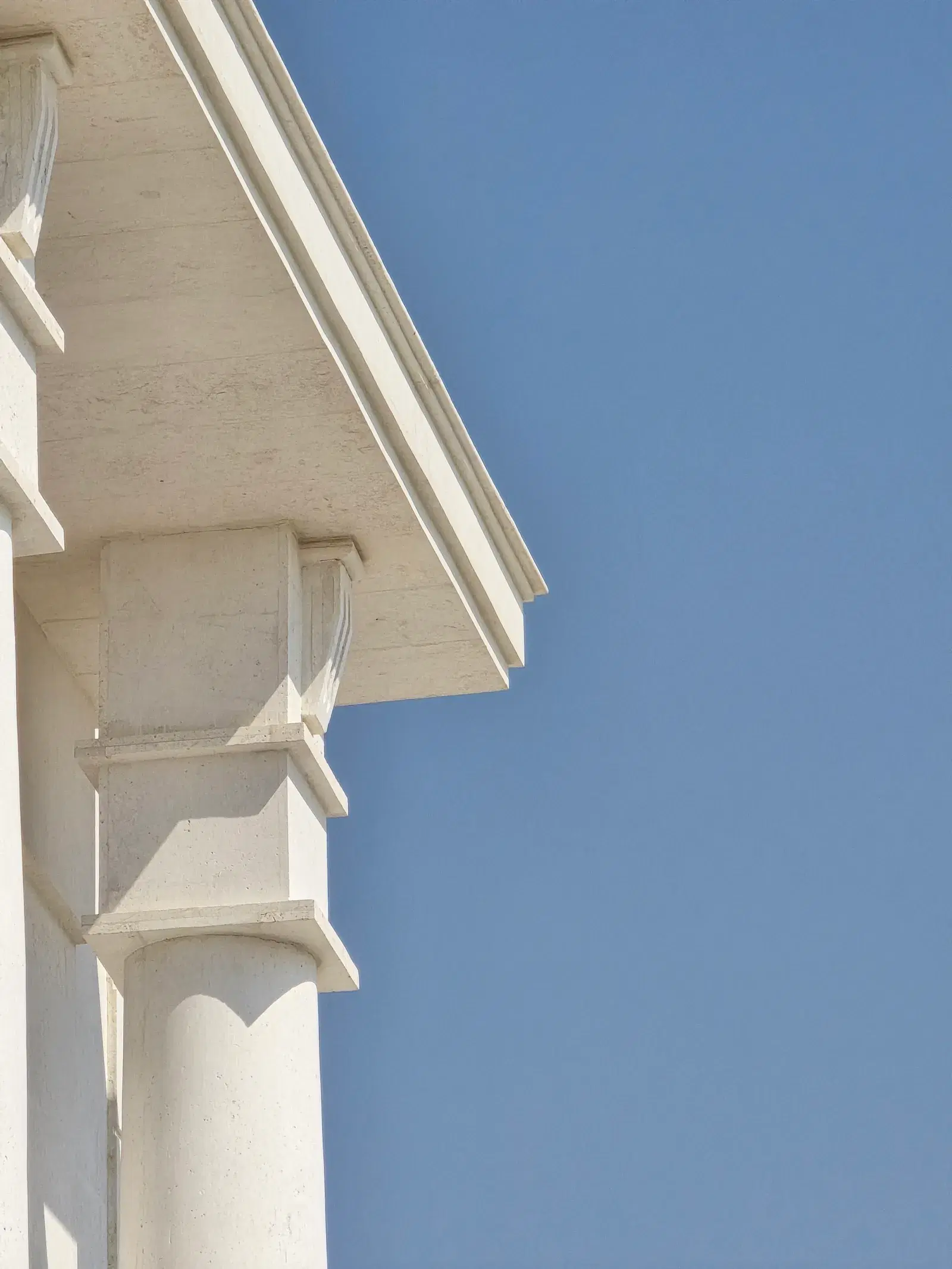 Classical Syrian Stone Facade — Ain Khaled, Doha — photo 17