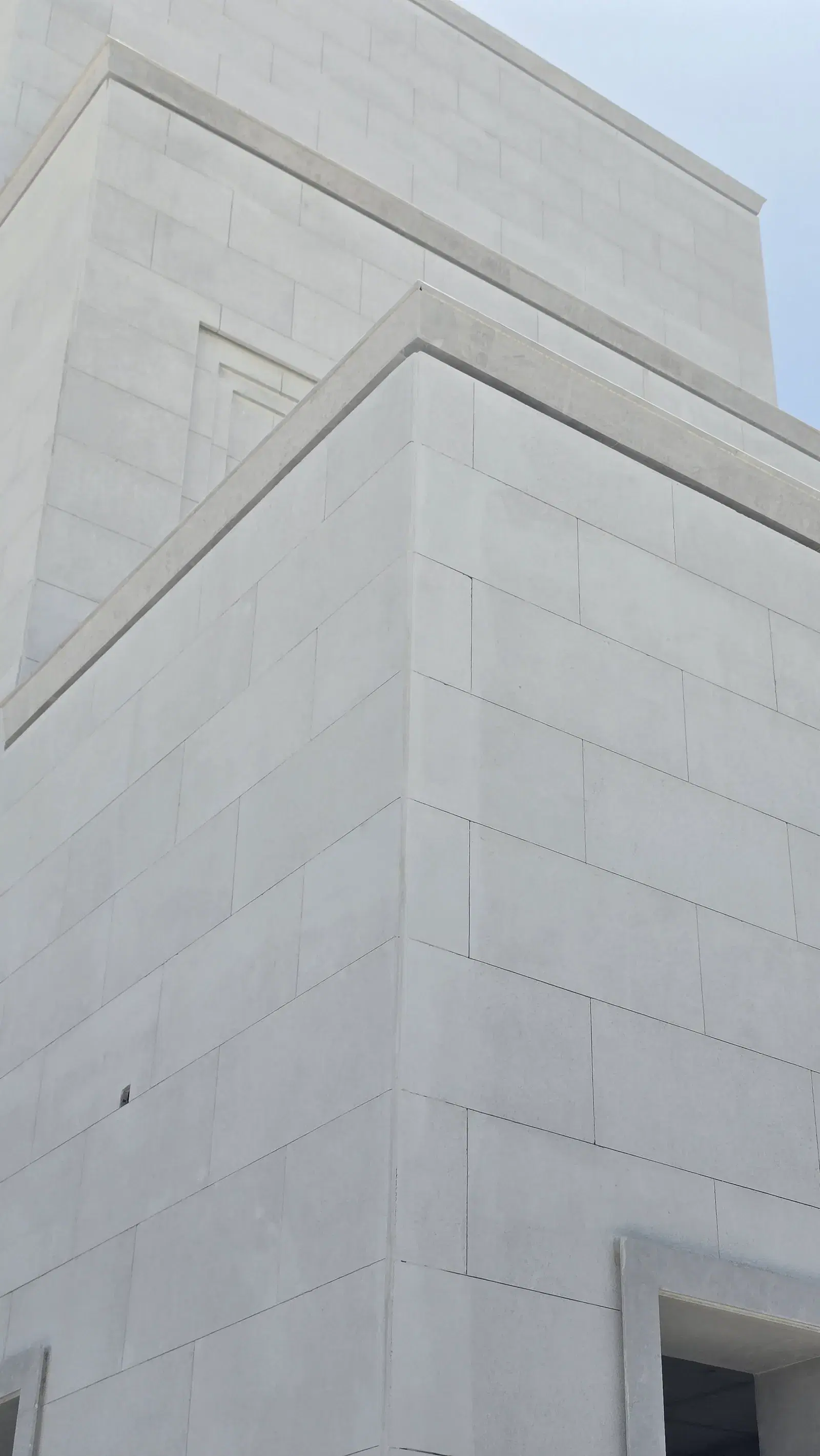 White Omani Stone Facade — Lusail (Qetaifan) — photo 23