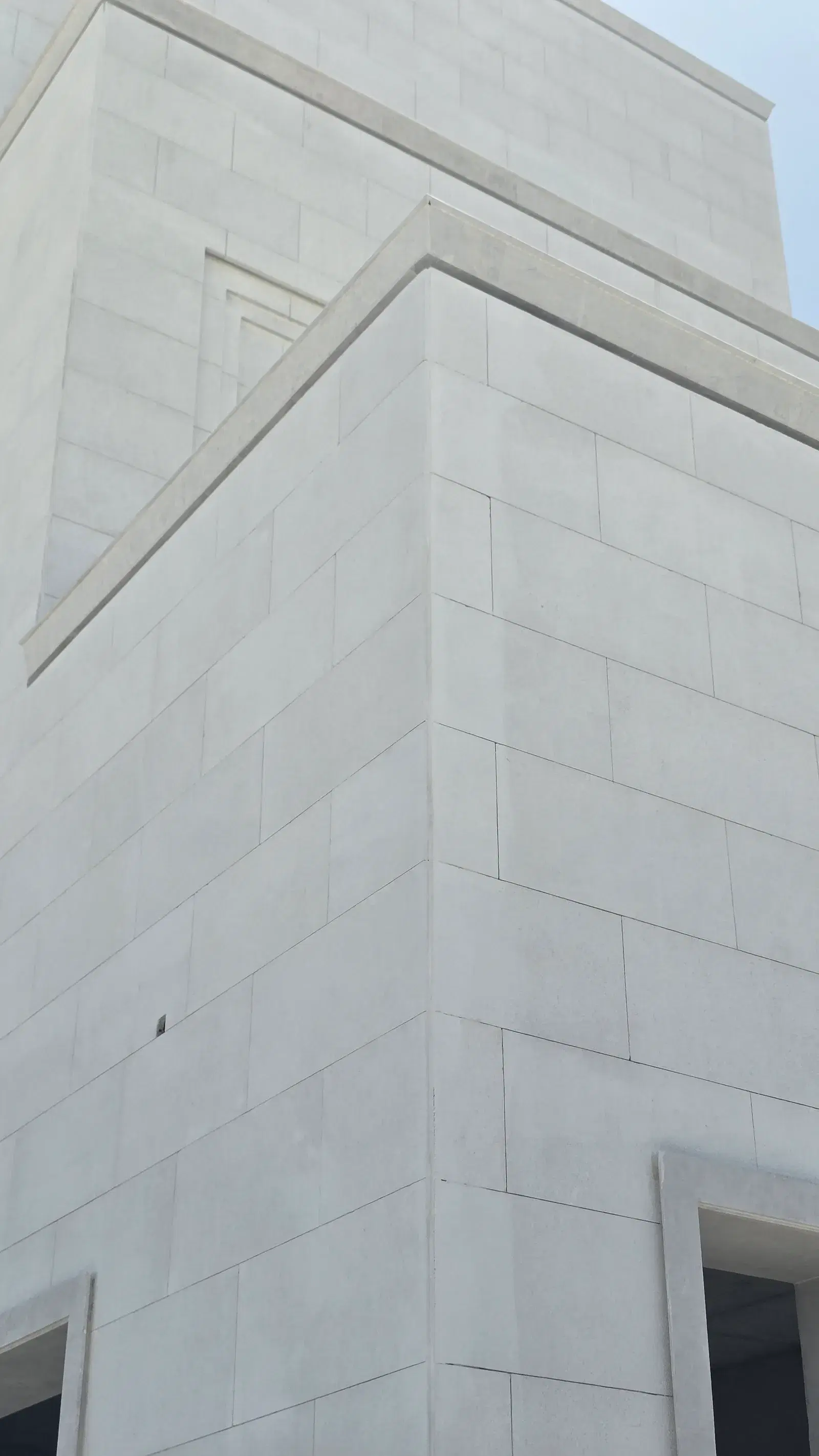 White Omani Stone Facade — Lusail (Qetaifan) — photo 25