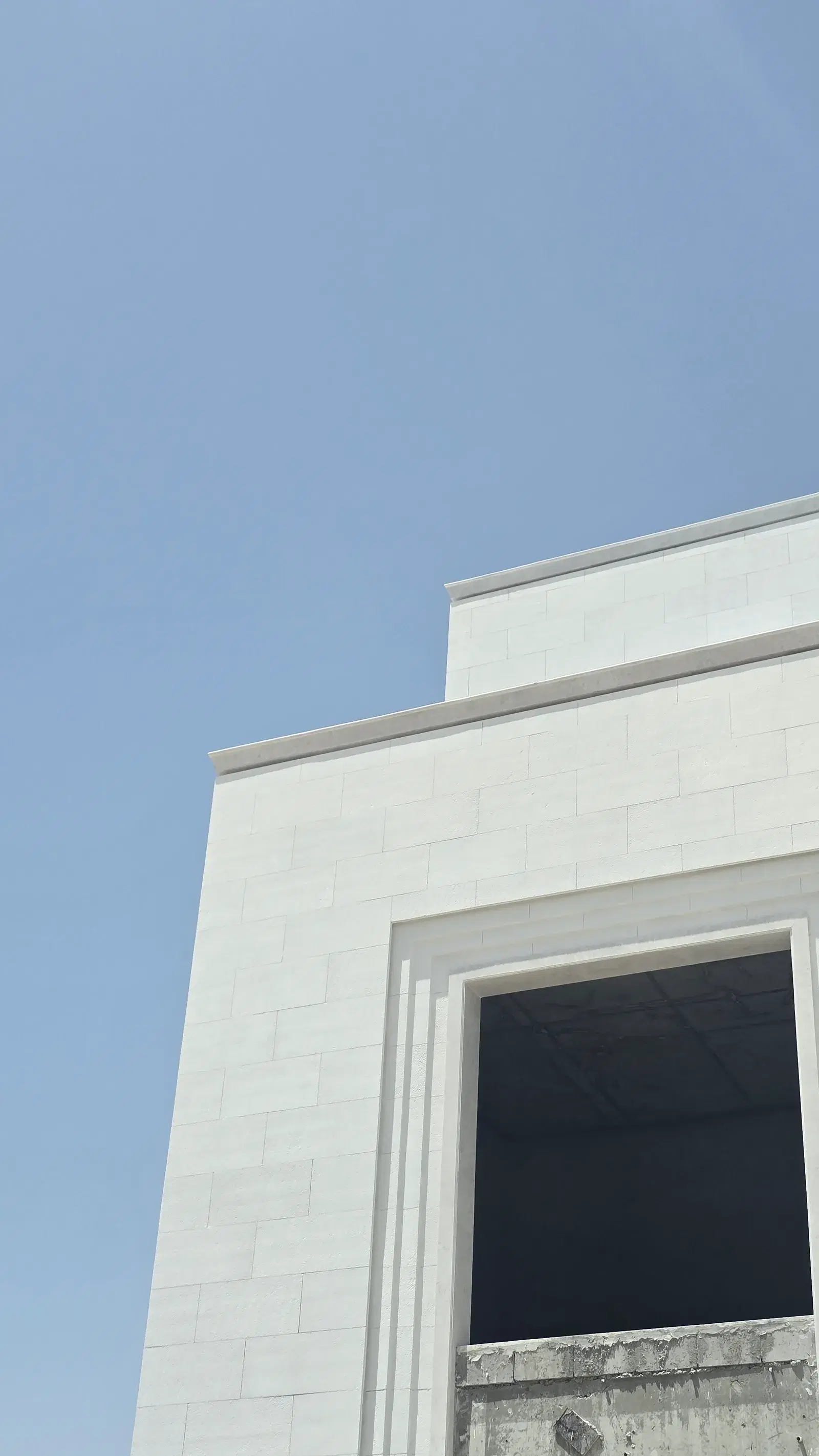 White Omani Stone Facade — Lusail (Qetaifan) — photo 3
