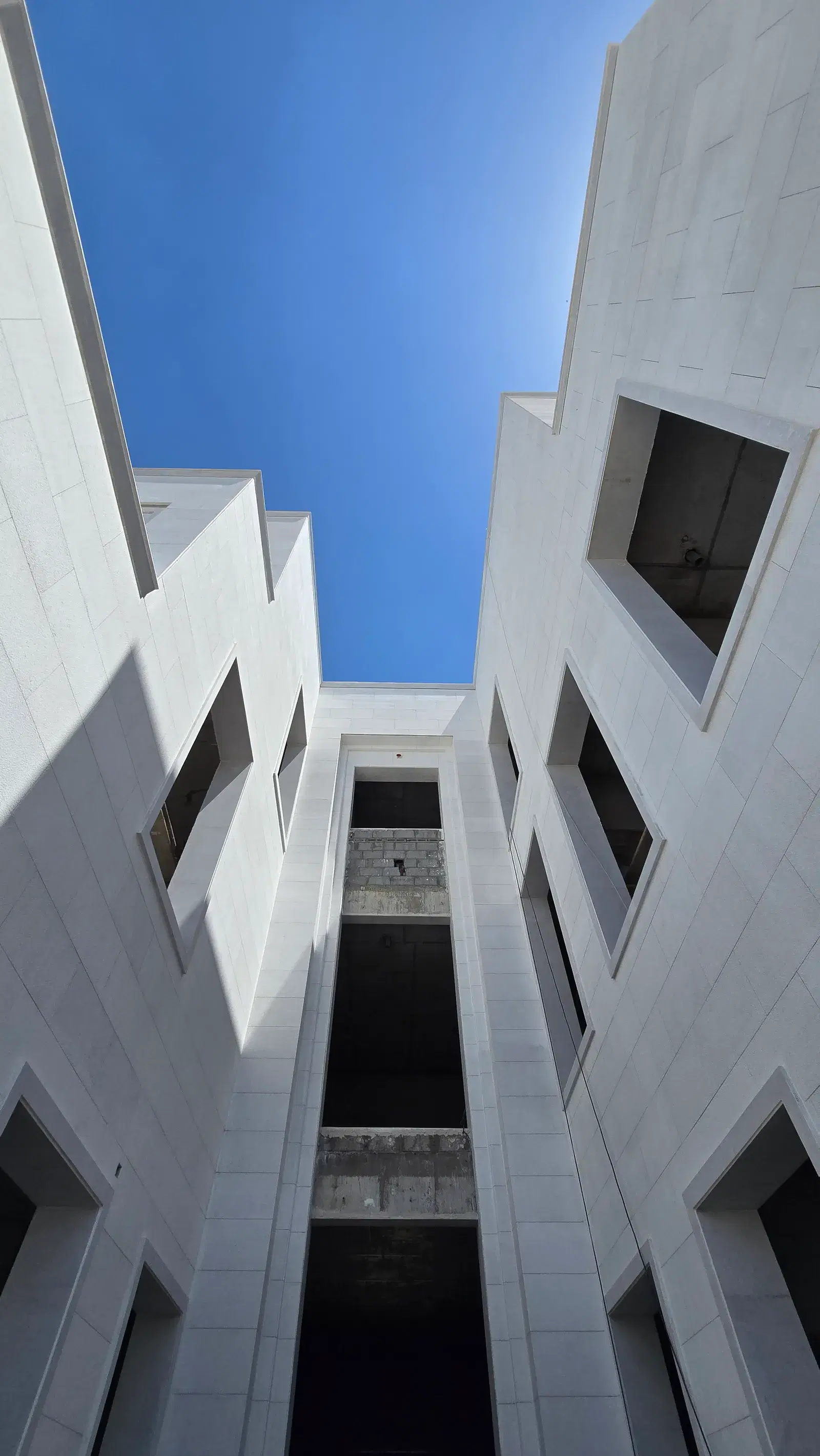 White Omani Stone Facade — Lusail (Qetaifan) — photo 70