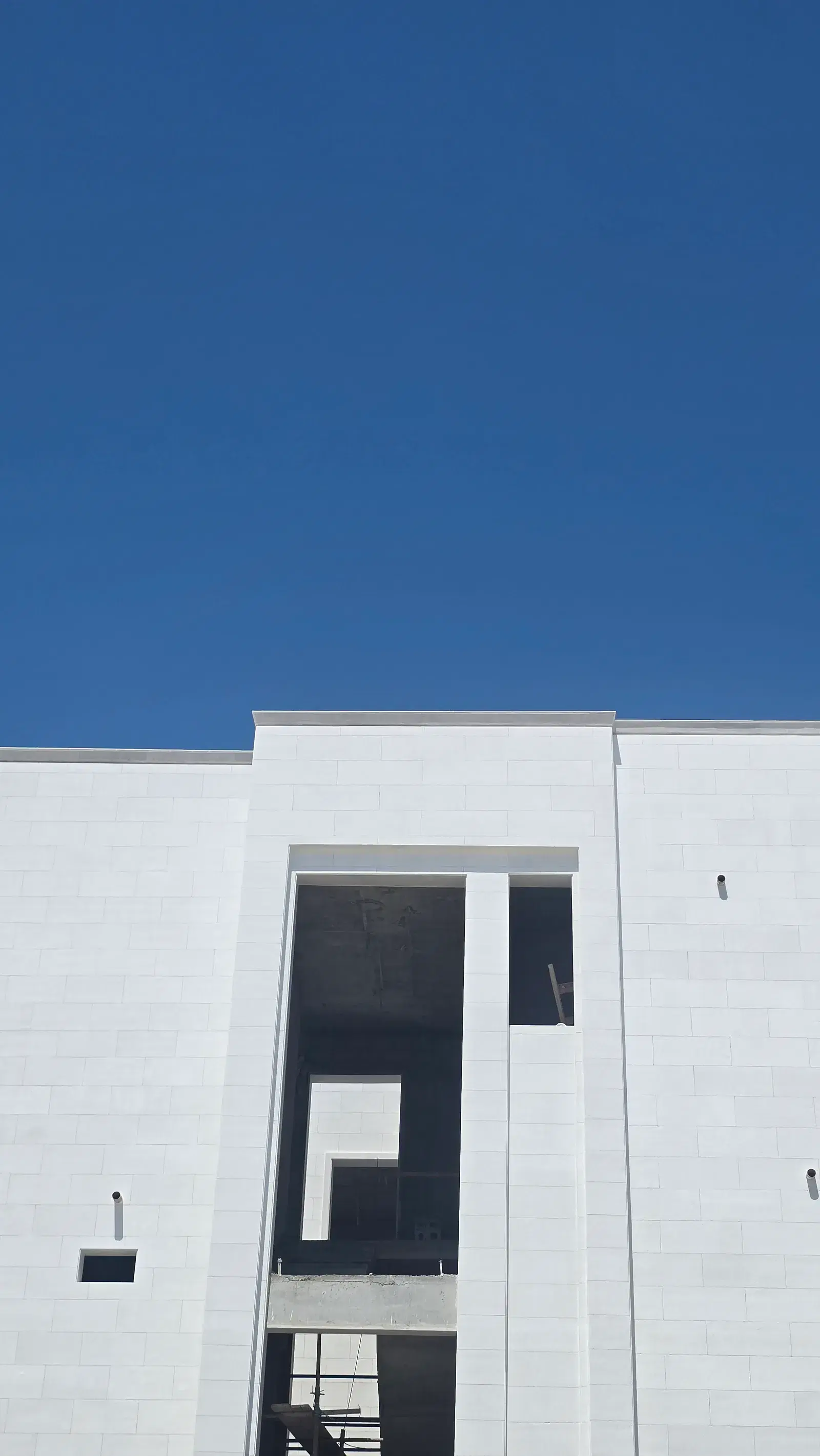 White Omani Stone Facade — Lusail (Qetaifan) — photo 82