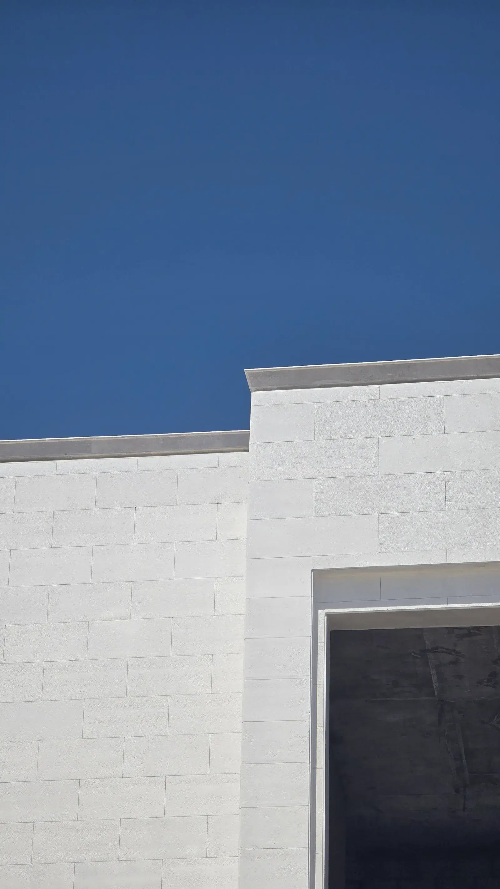 White Omani Stone Facade — Lusail (Qetaifan) — photo 83